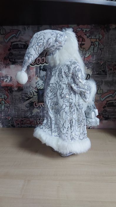 Продам Деда Мороза