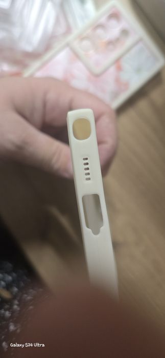 Гръбчета за Samsung Galaxy  S24 ULTRA