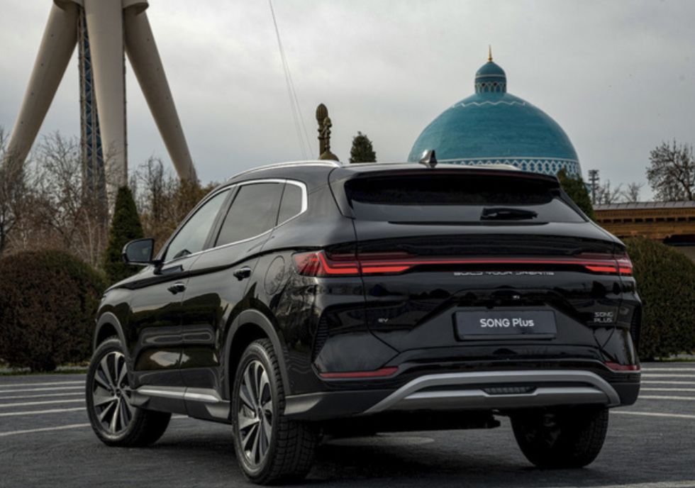 Бизнес такси хизмати BYD chempion gibrid 2025