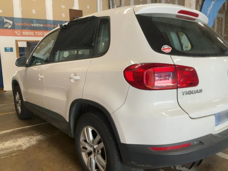Volkswagen Tiguan 2.0 TDI BlueMotion Tech 2012