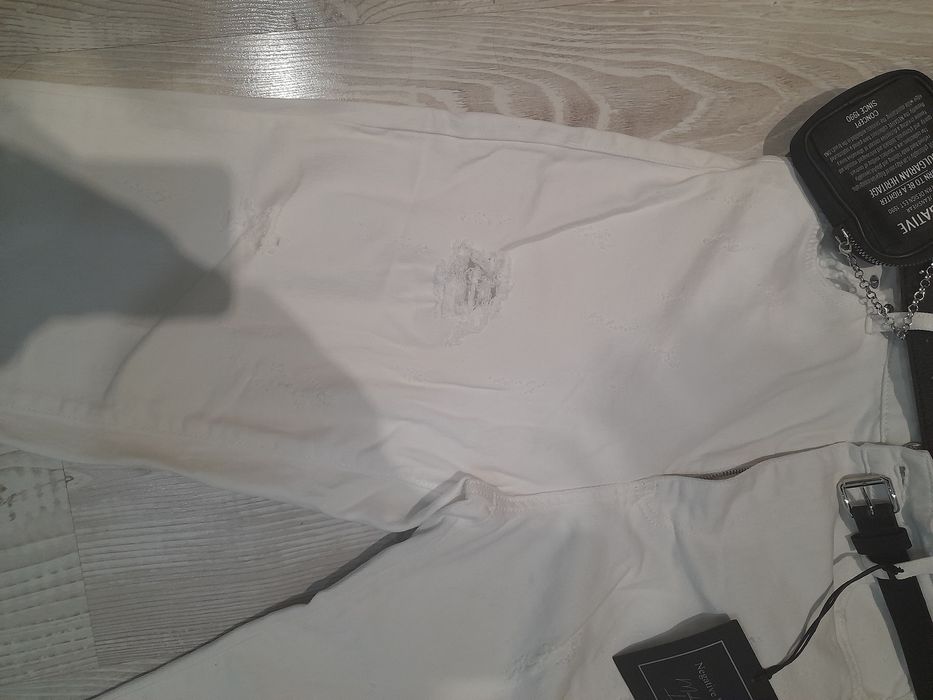 Блуза и дънки на   Negative