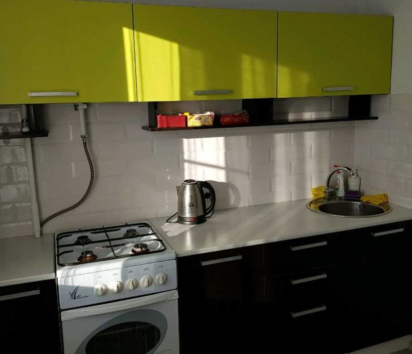 Дава се под наем Двустаен апартамент в Пловдив, Остромила - 60 кв.м за 275.4 € - Снимка #2