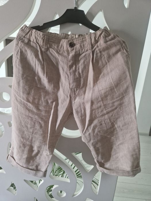 Set 4 piese H&M camasa pantaloni vesta papion mar.134 (8,9 ani)