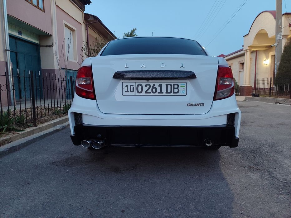 LADA GRANTA sotiladi