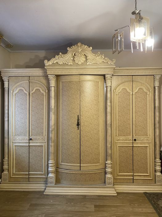 гардеробный шкаф