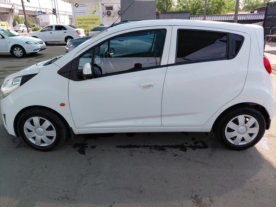 Chevrolet Spark 2010 — 3