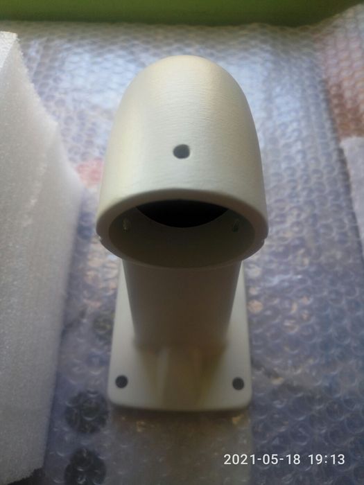 Продавам нова 5 мегапикселова PTZ IP Onvif POE камера