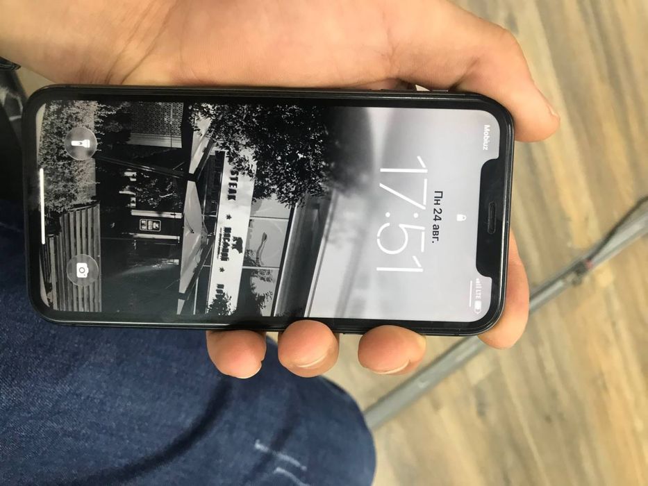 Iphone 11 sotiladi