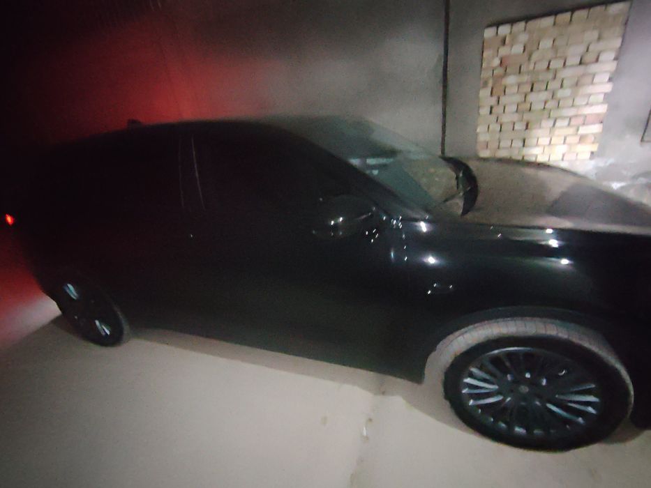 Leapmotor c11 gibrid sotiladi srochno