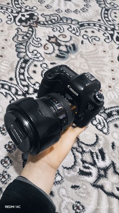 Canon 6D full-frame kamera sotiladi