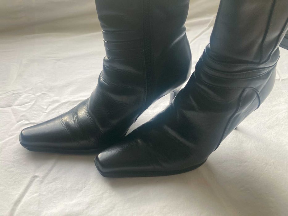 Botine din piele cu toc, marimea 34