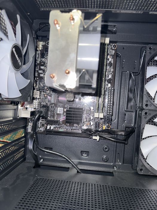 Корпус,материнка,процессор