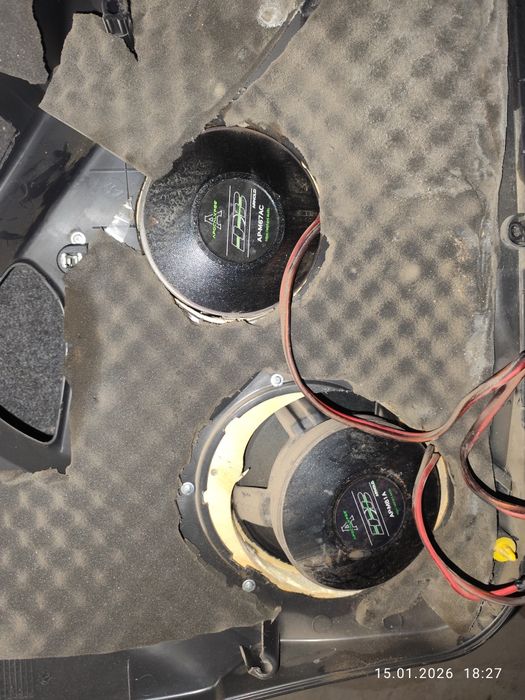 Продам сабвуфер и динамики