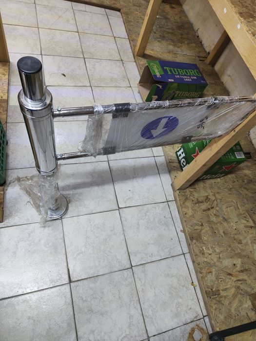 Vând bariera sens pt magazin