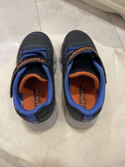 Adidasi SKECHERS S-Lights,marimea 25