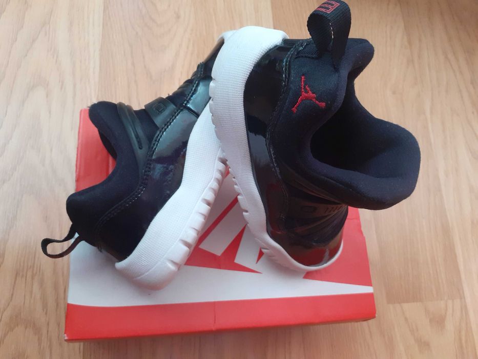 Jordan 11 Retro Little Flex, slip-on, mărime 26