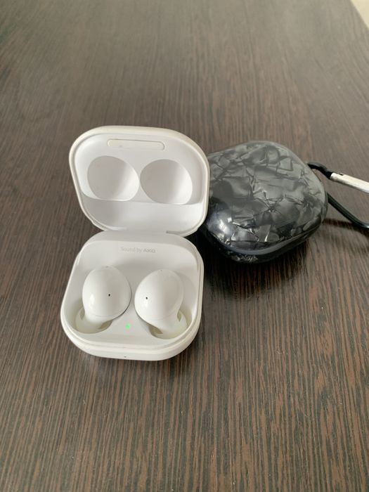 Galaxy buds 2