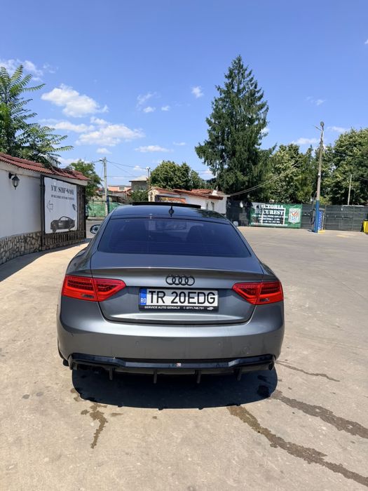 Audi  A5 quattro