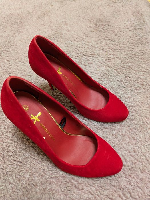 Pantofi cu toc eleganți