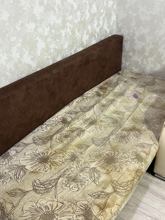 Срочно продам тахту в отличном состоянии