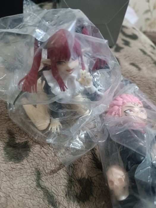 Продаю аниме фигурки