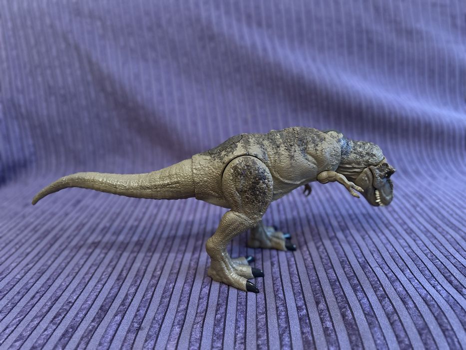 Динозавър T -rex от Jurassic World
