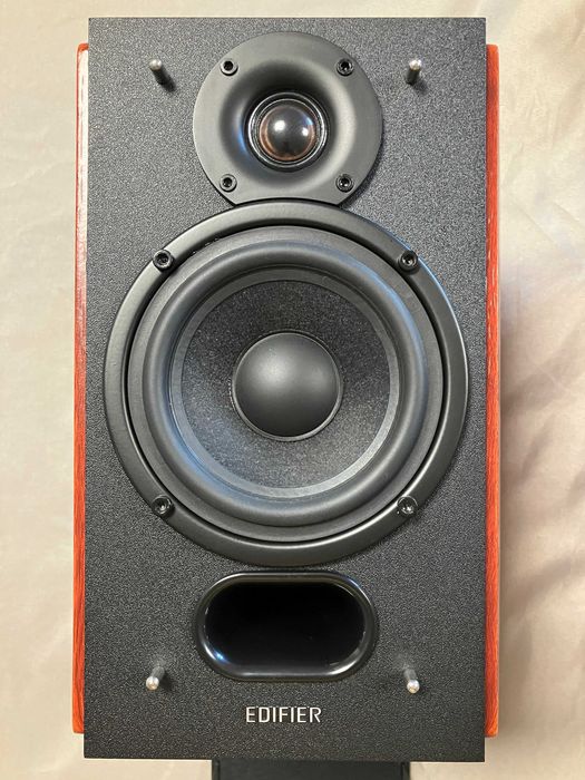 Микро Hi-Fi система Onkyo CR-245 + тонколони Edifier P17 (Отличен звук!)