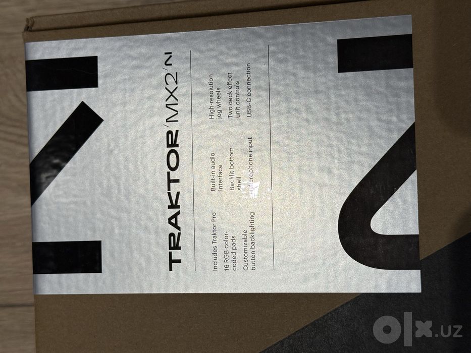Traktor - MX 2  Dj Controller