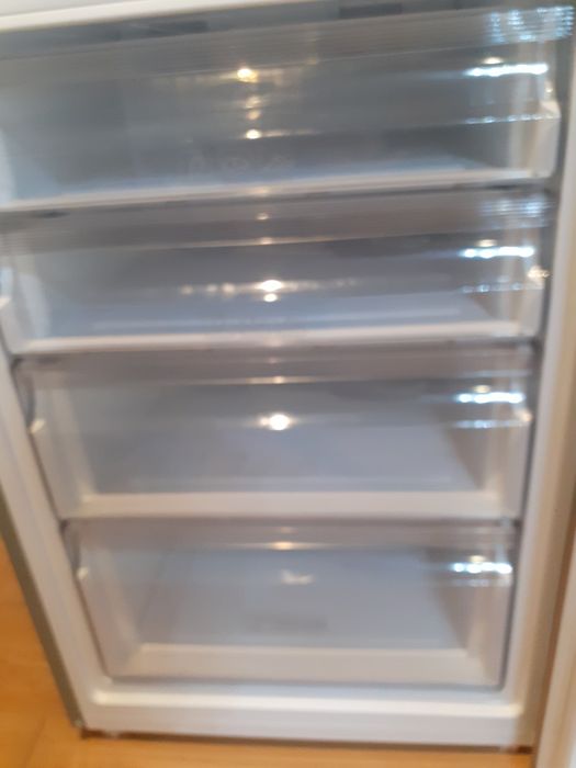 Срочно продам холодильник