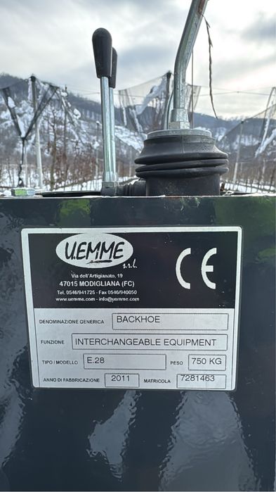 Brat de excavare UEMME