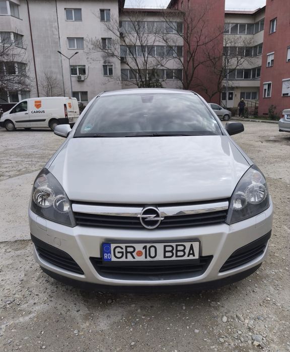 Vand opel Astra H 1.4 benzina