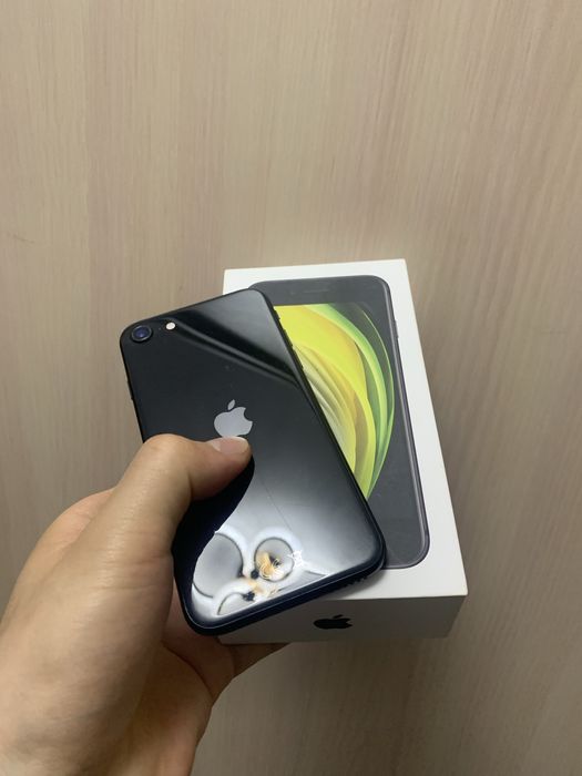 Айфон се / iPhone se 2020