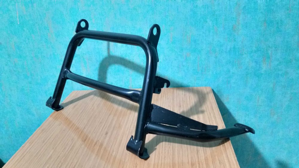 Продаётся ножка центральная для скутера