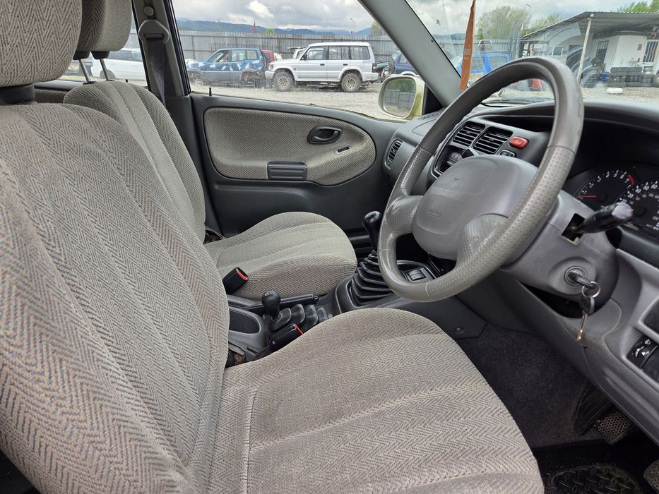 Сузуки Гранд Витара  2.5