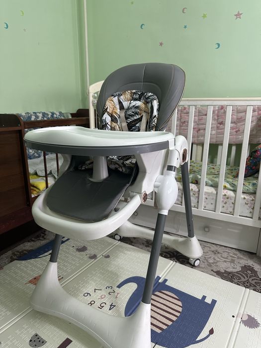 Коляска, детский стульчик для кормления, шезлонг, детская кроватка