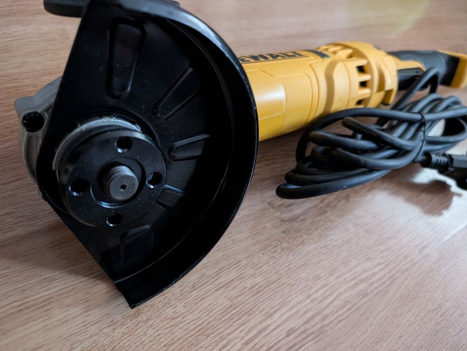 Polizor DeWALT DWE4277-Q S