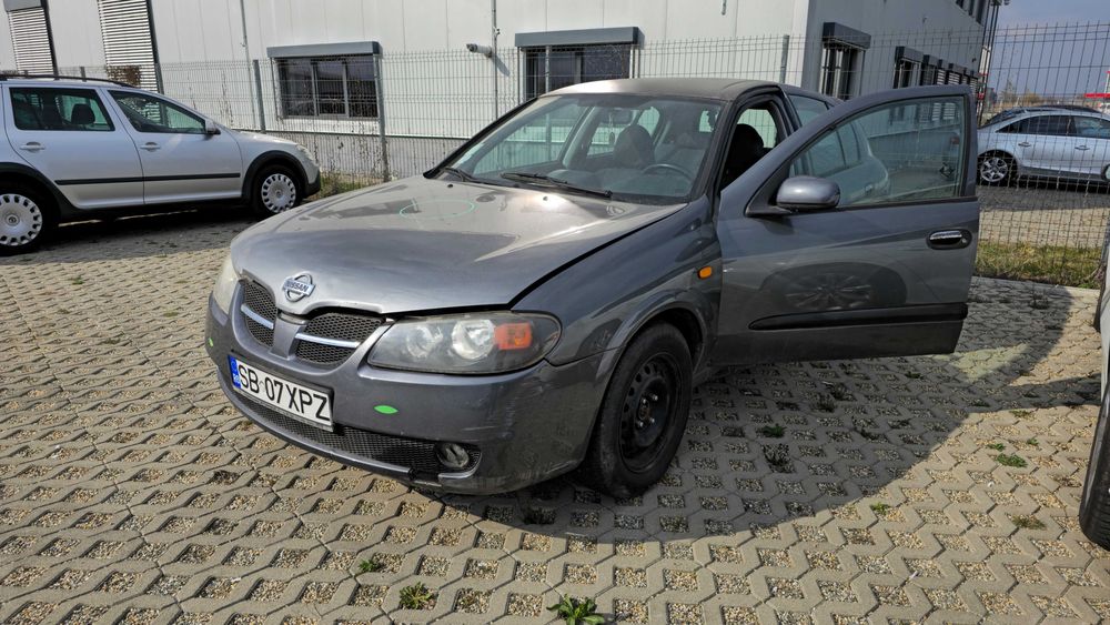 Nissan Almera 2005