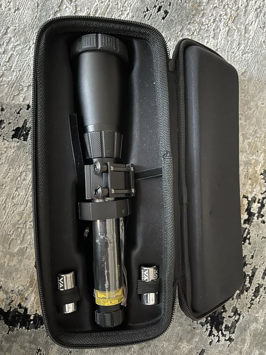 Lanterna vanatoare noua Laser Genetics ND3X40 40mm