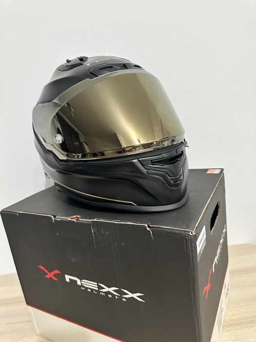 Casca Nexx XR3R Golden Edition