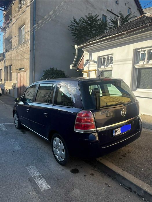 De vanzare Opel Zafira 1.9 CDTI