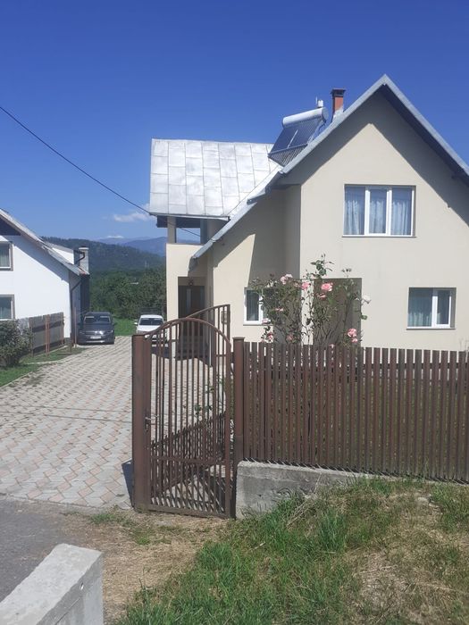 Vând casă 3 camere în Valea Mare Pravăț- Câmpulung