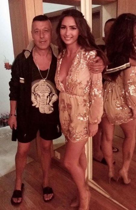 Блестящ забележителен гащеризон - размер С,М - цена 30 лв