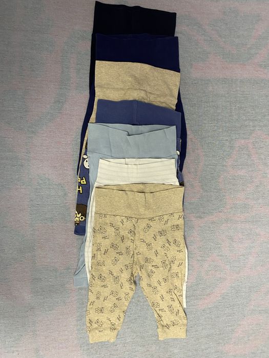 Lot pantaloni și hăinuțe marimea 68