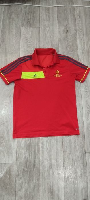 Продам футболку Adidas