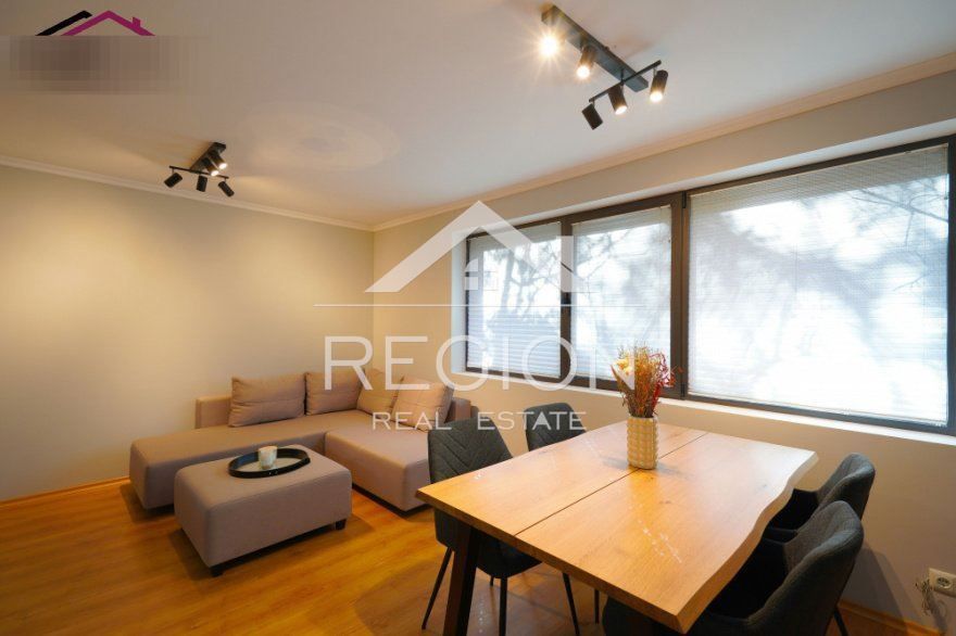 Дава се под наем Тристаен апартамент в Варна, Спортна зала - 91 кв.м за 700 € - Снимка #1