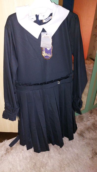 Школьная новая форма для девочки