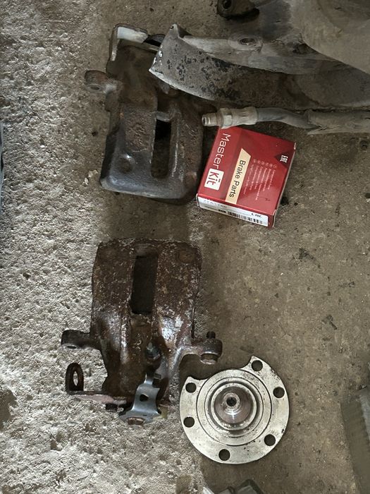 Запчасти ауди 80 б4
