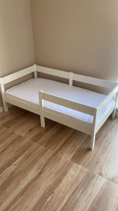 Детская кровать продам б/у