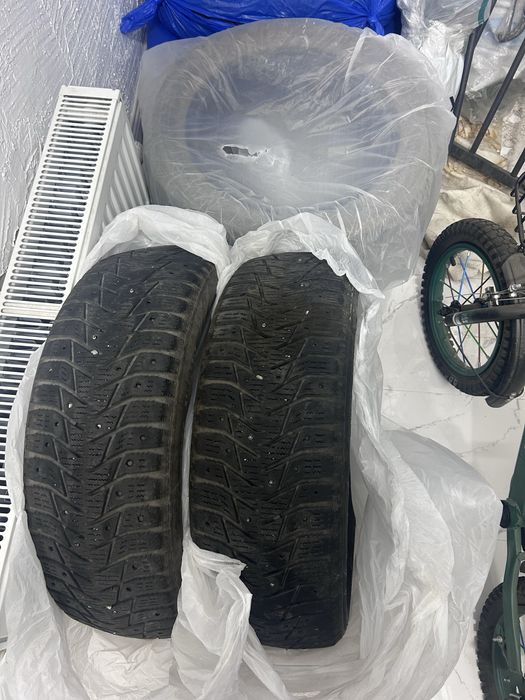 зимние шины 185/60/R15