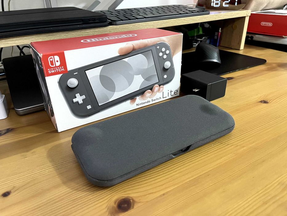 Nintendo Switch Lite (Прошитый)